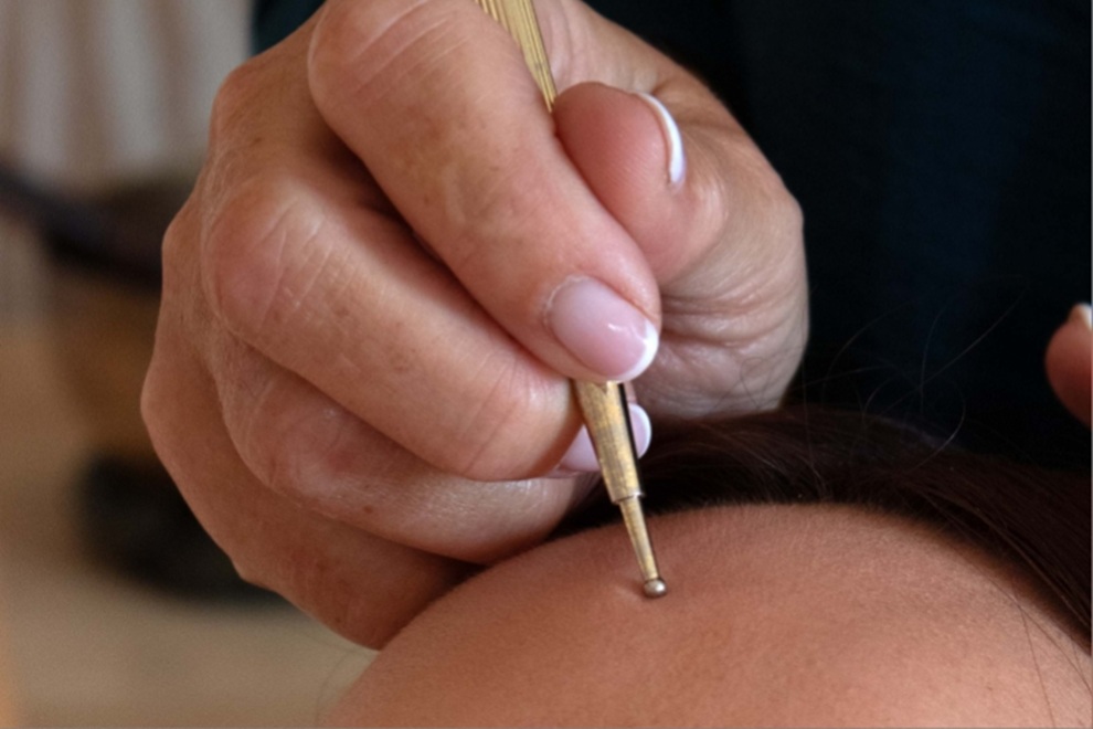 Facial reflexology – balance & harmony