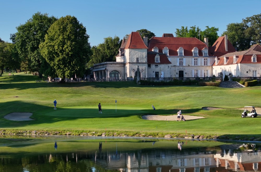 sejour avec golf illimité en dordogne